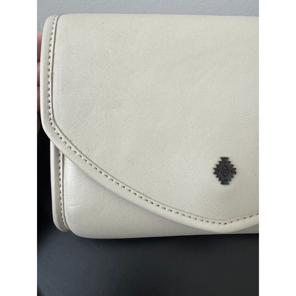 Nena & Co. Tesoro Cream Leather Envelope Crossbody Bag Boho - Picture 8 of 15